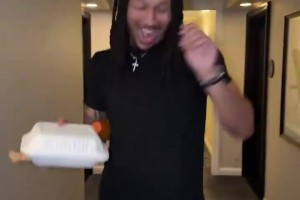 活宝！麦凯恩又拉着哈腾杰林拍短视频！